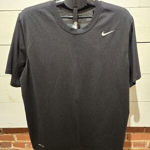 Nike Dri-Fit Short Sleeve Performance T-Shirt – Men’s XL